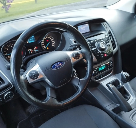 Ford Focus cena 33500 przebieg: 172100, rok produkcji 2014 z Cieszyn małe 46